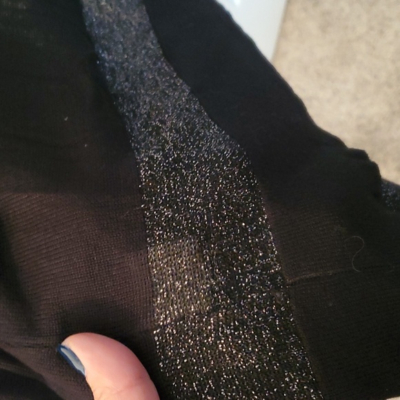 Sweater - Picture 5 of 5